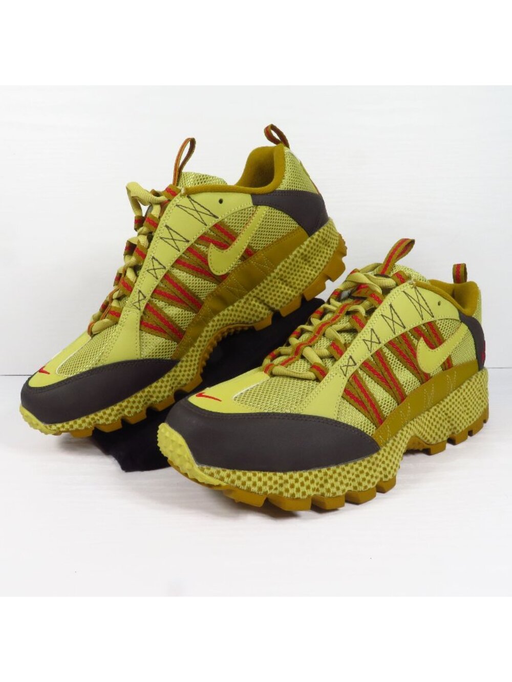 Nike Air Zoom Humara QS Buff Gold Trail Men's Sz 11 FJ7098-701 *Missing Insoles*